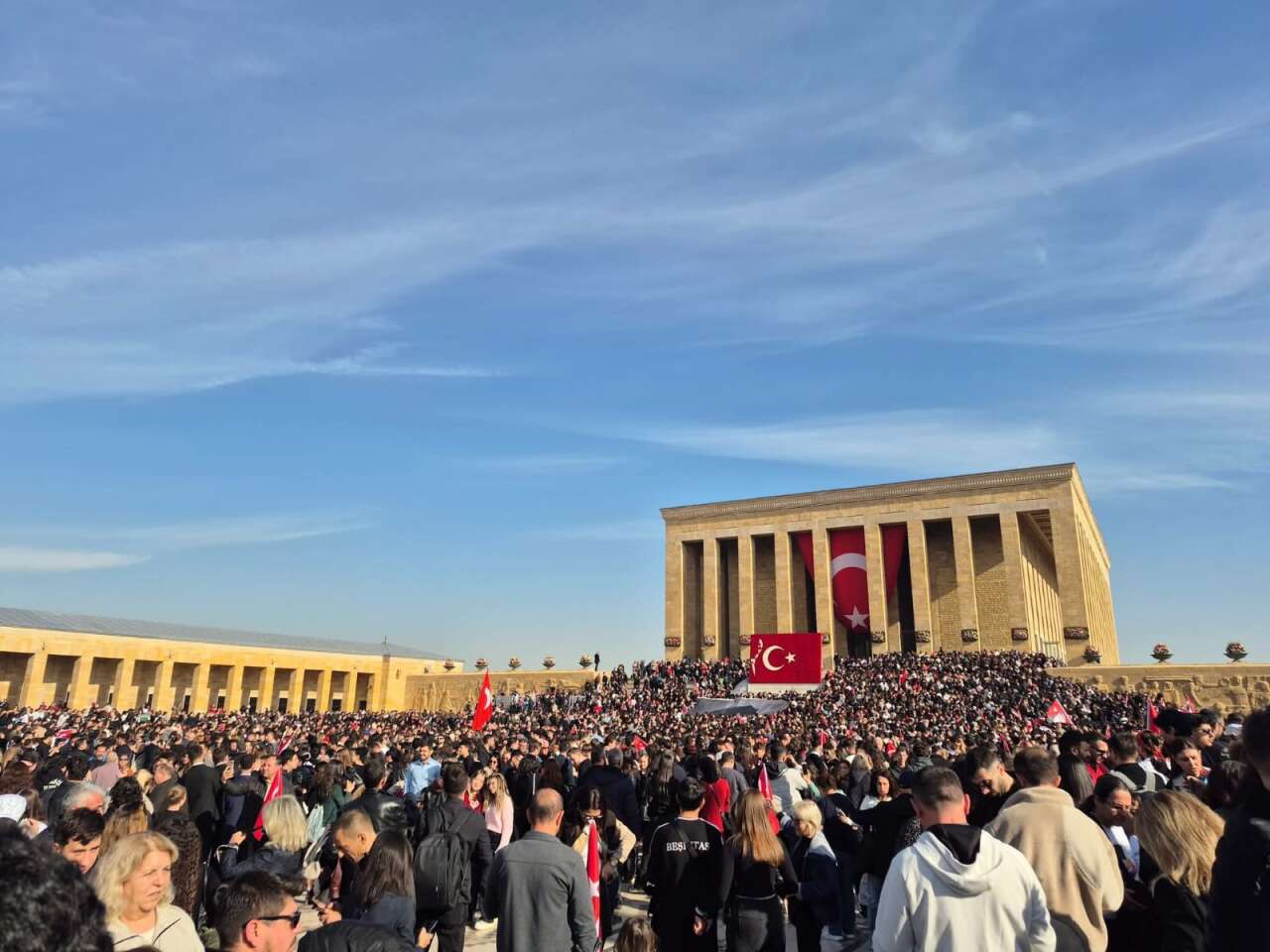 Cumhuriyet'in Çocuklarıyla Anıtkabir ve Meclis’e Anlamlı Ziyaret 3